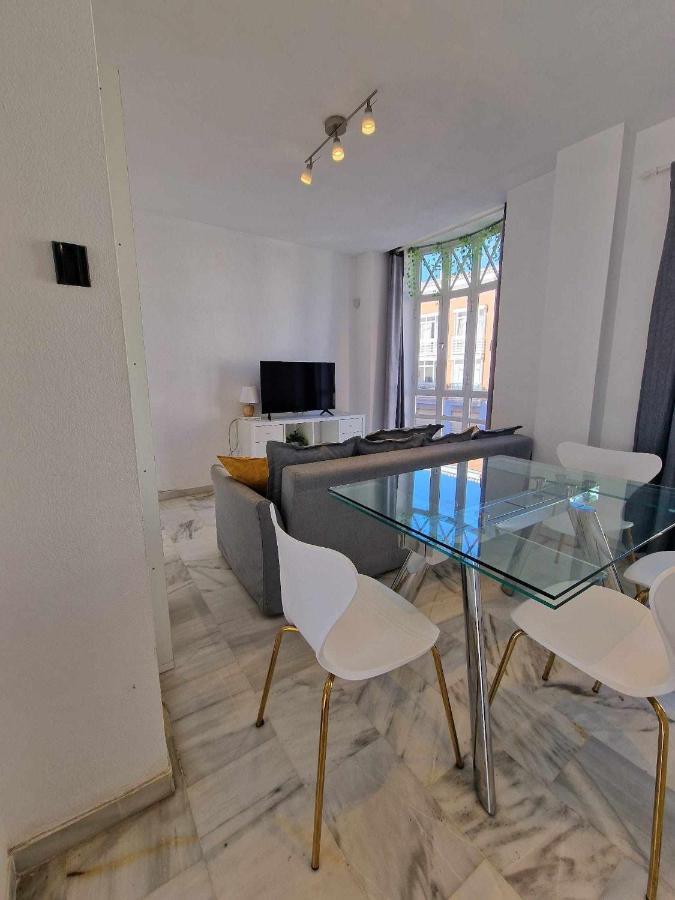 3 Rooms Con Parking Y Terraza En C Marmoles Малага Екстер'єр фото
